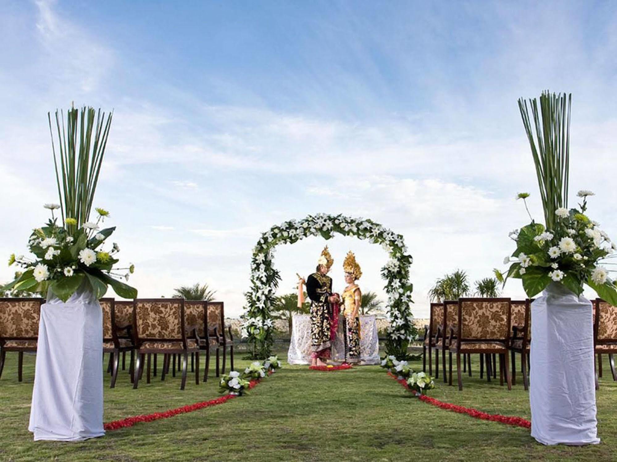 Hillstone Villas Resort Bali Ungasan  Exterior photo